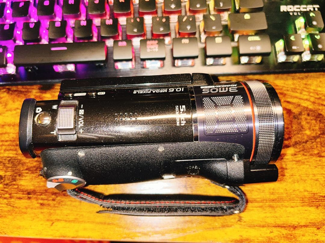 Panasonic デジタルビデオカメラ HDC-TM300
