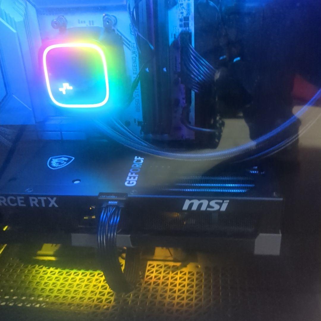 グラフィックボード・グラボ・ビデオカード MSI GeForce RTX 5090 VENTUS 3X