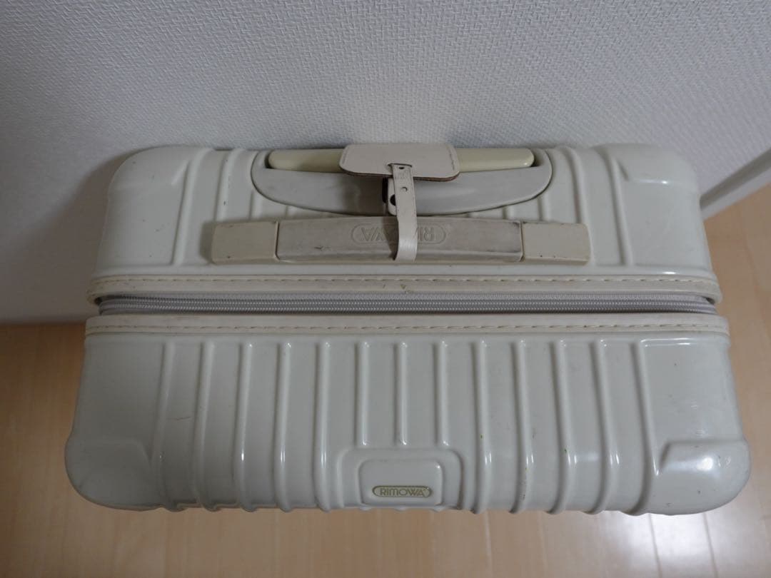 RIMOWA スーツケース　チェックインM アローズ