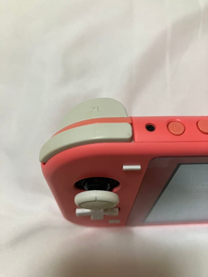 Nintendo Switch Lite コーラルカラー ゲーム機本体