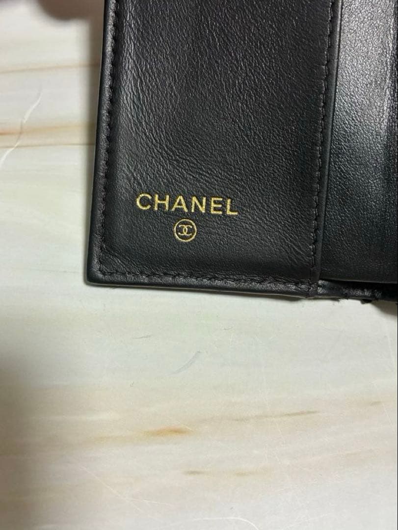CHANEL ボーイシャネル 三つ折り財布 キャビアスキン ブラック