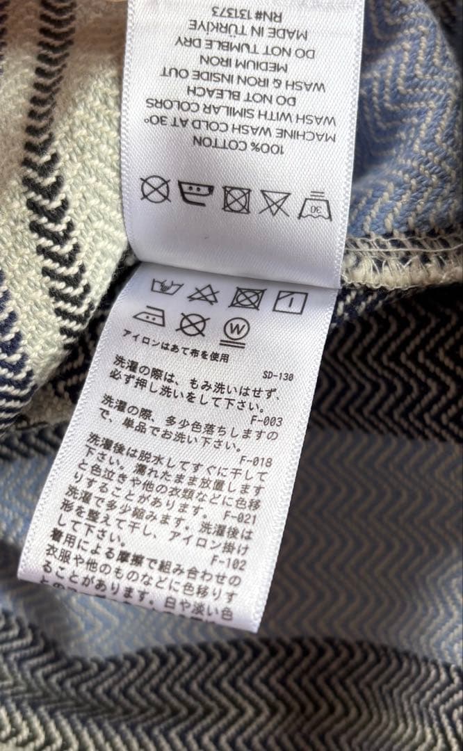 サタデーズ ニューヨークシティ　トップス　プルオーバー　ポンチョ　フード