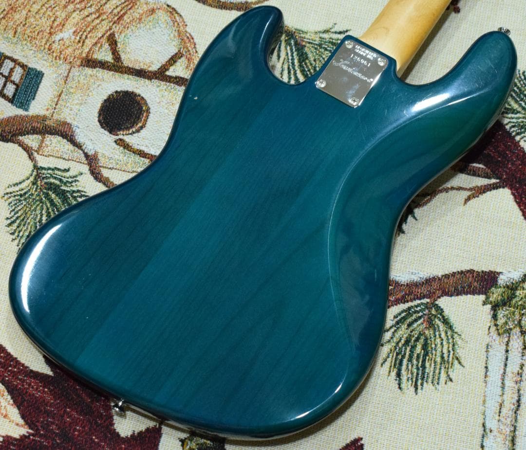 Blade Levinson Limited Jazz Bass 状態良好！