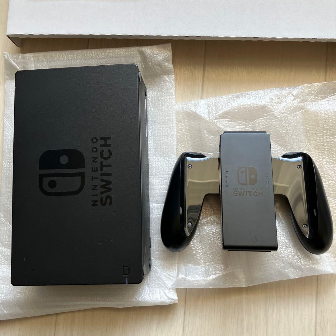 Nintendo Switch ニンテンドースイッチ　本体 グレー