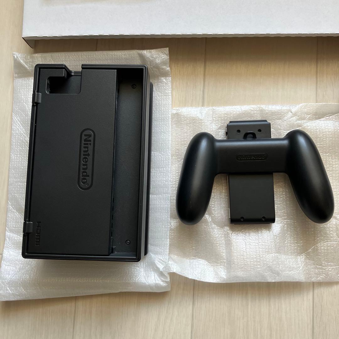 Nintendo Switch ニンテンドースイッチ　本体 グレー