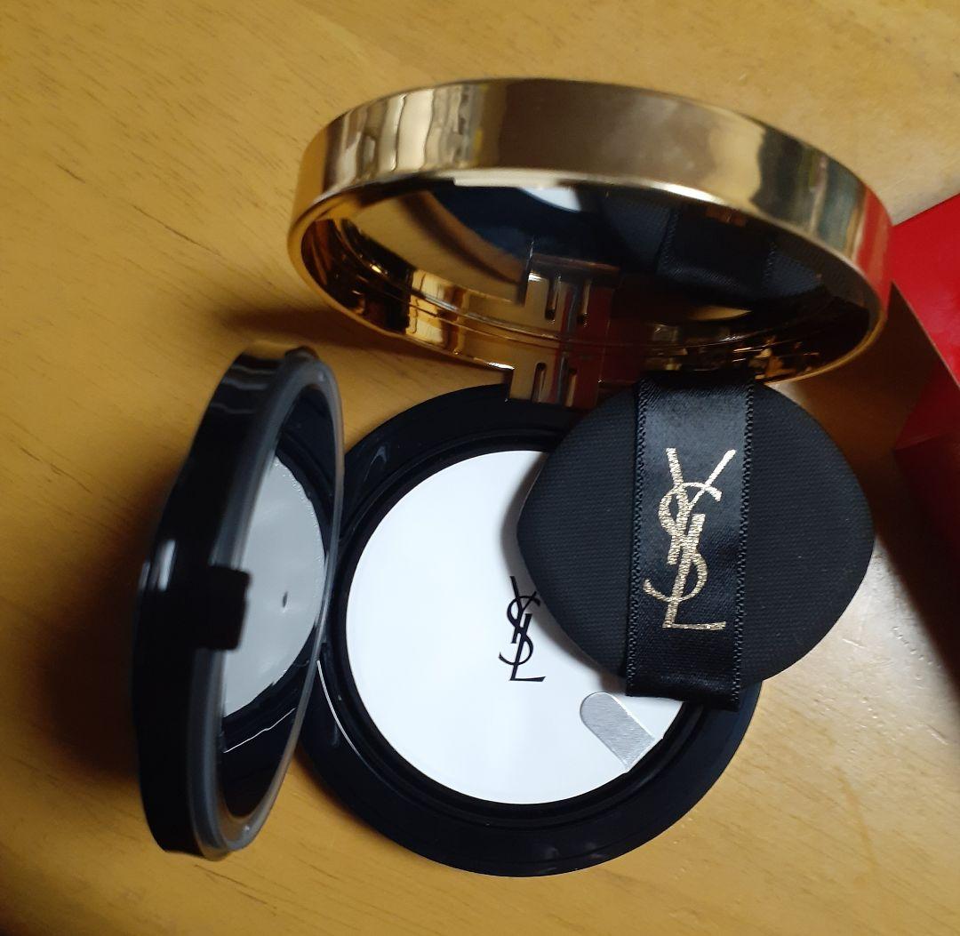 YSL☆ Touche Éclat Glow-Pact Cushion BR20