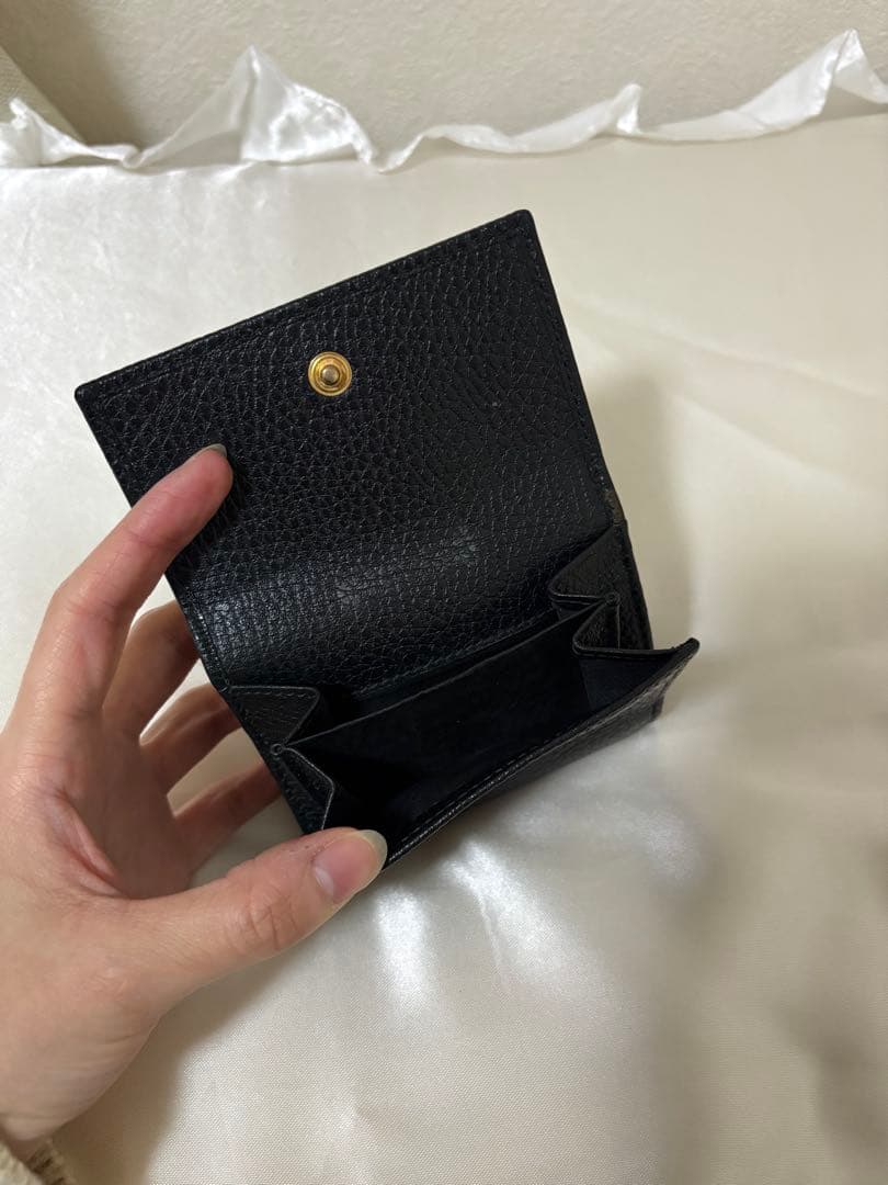 S*り様 GUCCI ブラックレザー 三つ折り財布 ☆年末セール☆