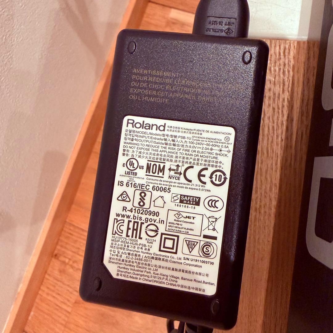良品 ROLAND JUNO-D リミテッドエディション シンセサイザー
