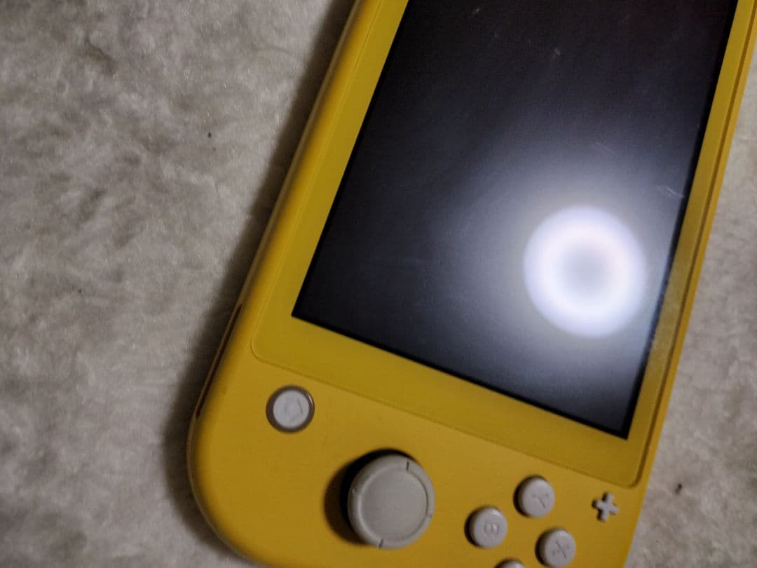 ジャンクNintendo Switch Lite イエロー不動品
