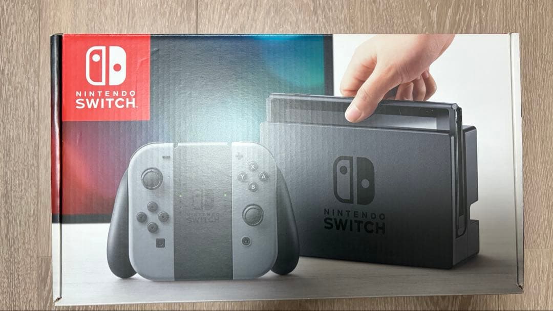 Nintendo Switch 初期モデル(Joy-Con(R)に注意書きあり)