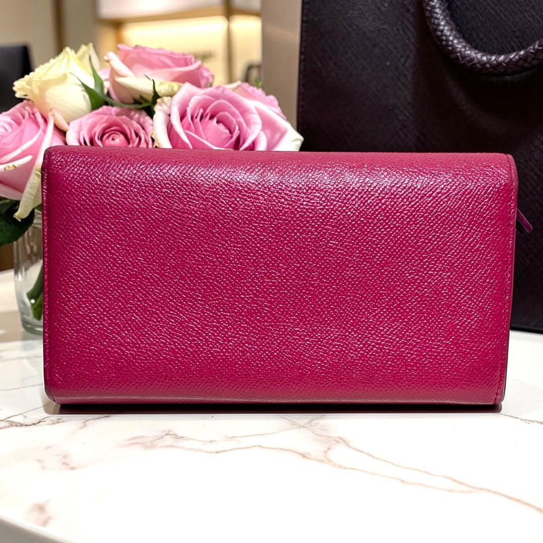 美品✨BVLGARI ブルガリ 長財布 2つ折り ファスナー　ピンク レディース