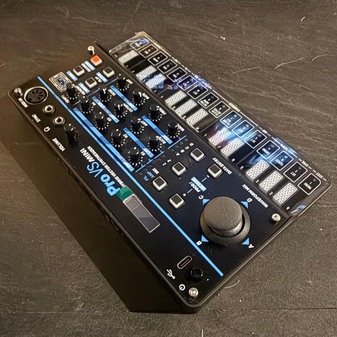 K*M様 BEHRINGER ベリンガー PRO-VS MINI シンセサイザー