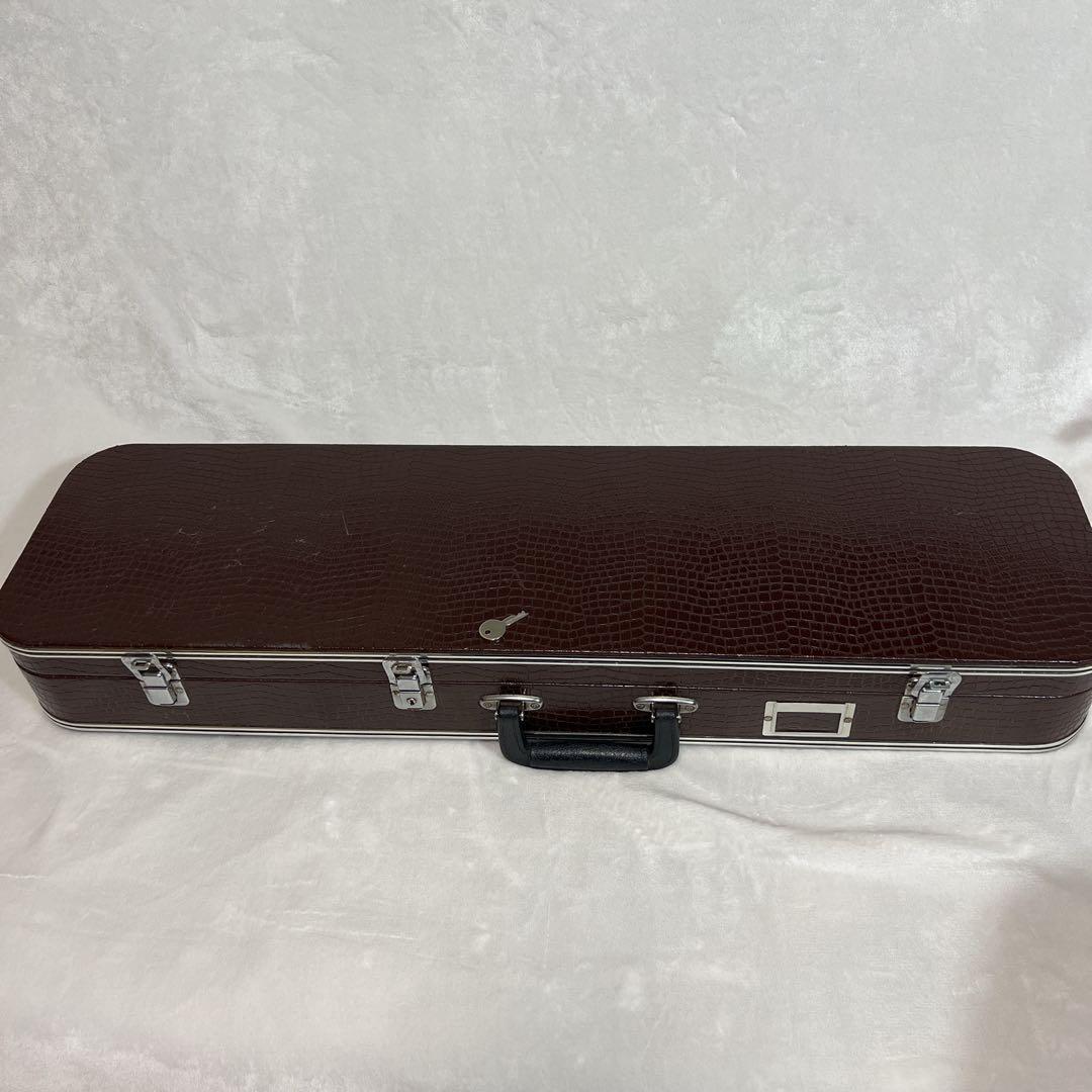 沖縄 黒塗り 三線 人口蛇皮 初心者向けセット 鍵付ハードケース付き 付属品多数