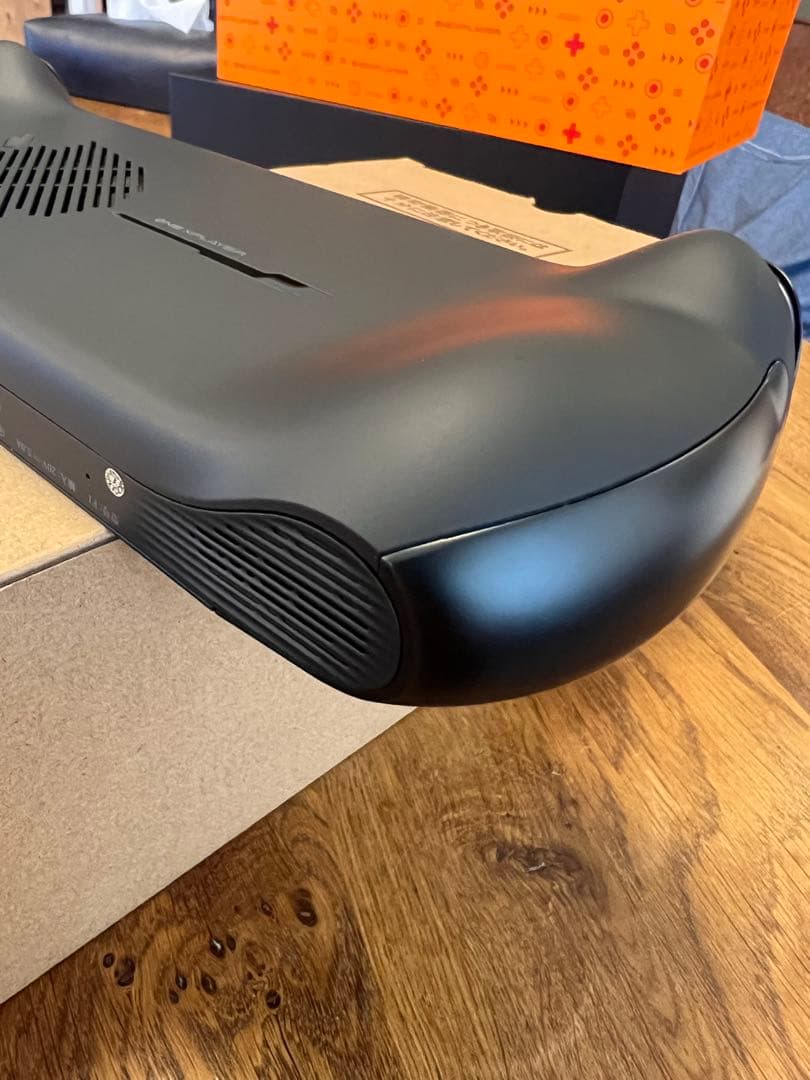 美品 ONEXFLY 国内正規AMDRyzen 7 7840U/32GB/1TB