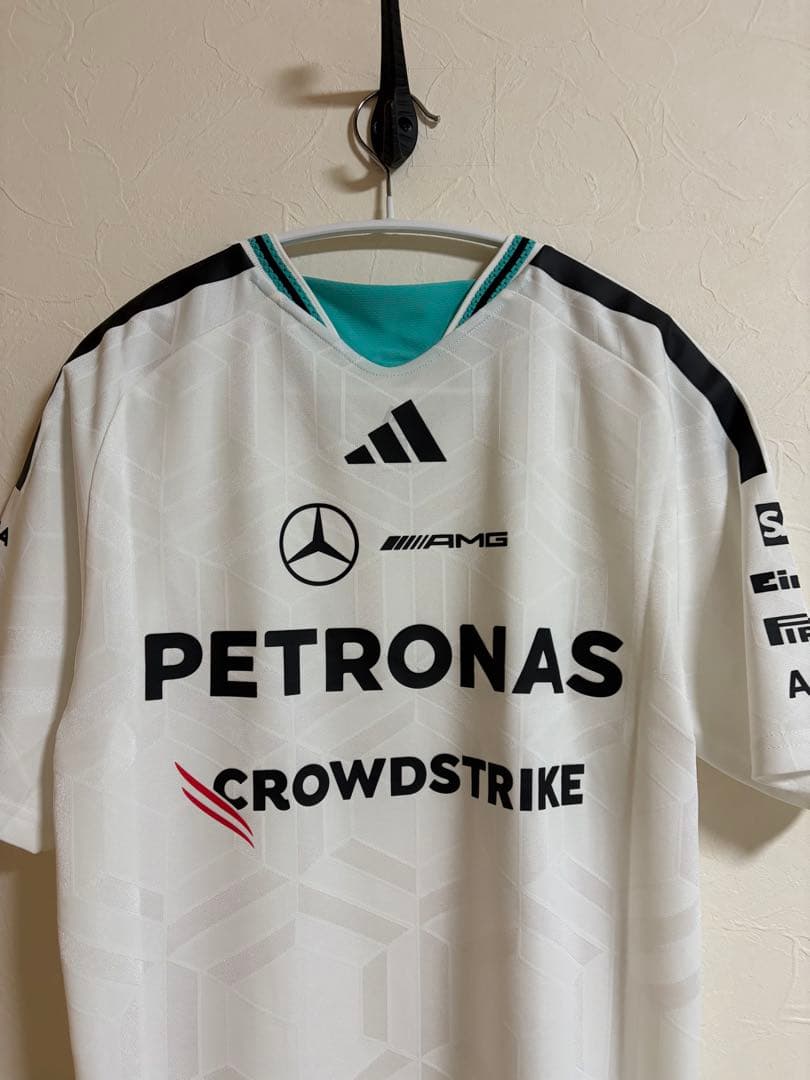 2026 AMG ペトロナス F1 チーム 半袖 T シャツ size M