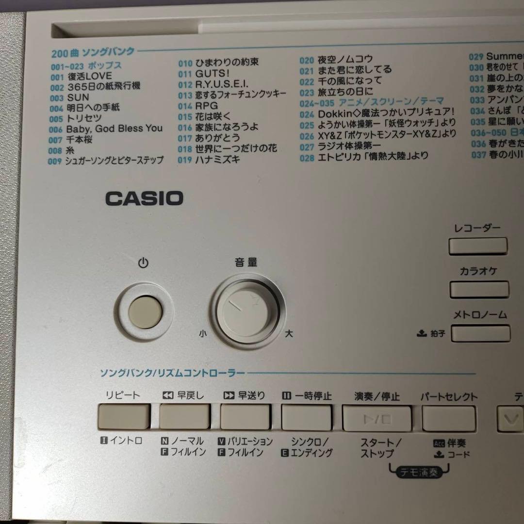 【送料込】CASIO LK-223 光ナビゲーション 電子キーボード　電子ピアノ
