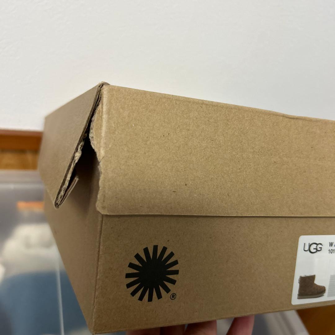 【新品・未使用】UGG ブーツ キルティング 24cm