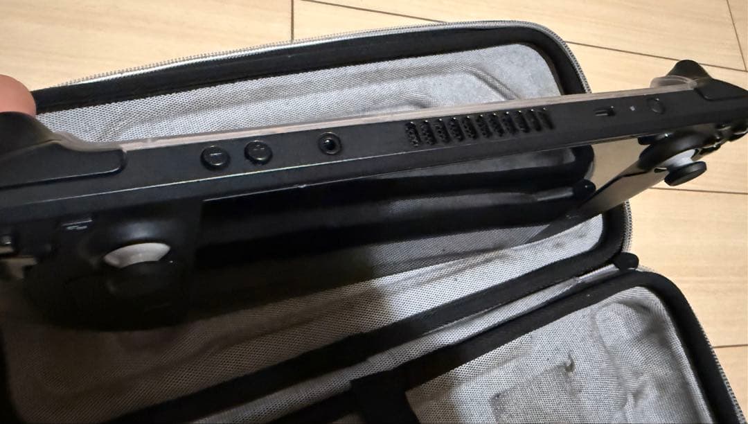 ​Steam Deck LCD 1TB カスタム多数（純正ドック・周辺機器付）