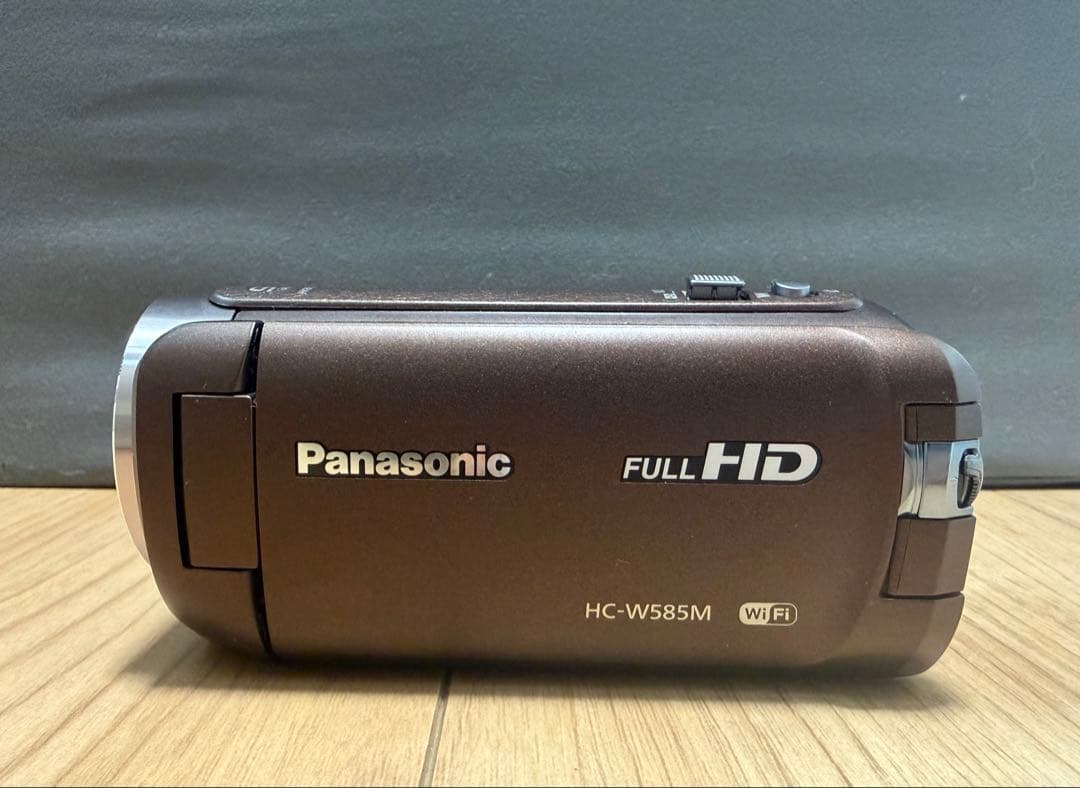 美品　Panasonic HC-W585M ビデオカメラ 本体