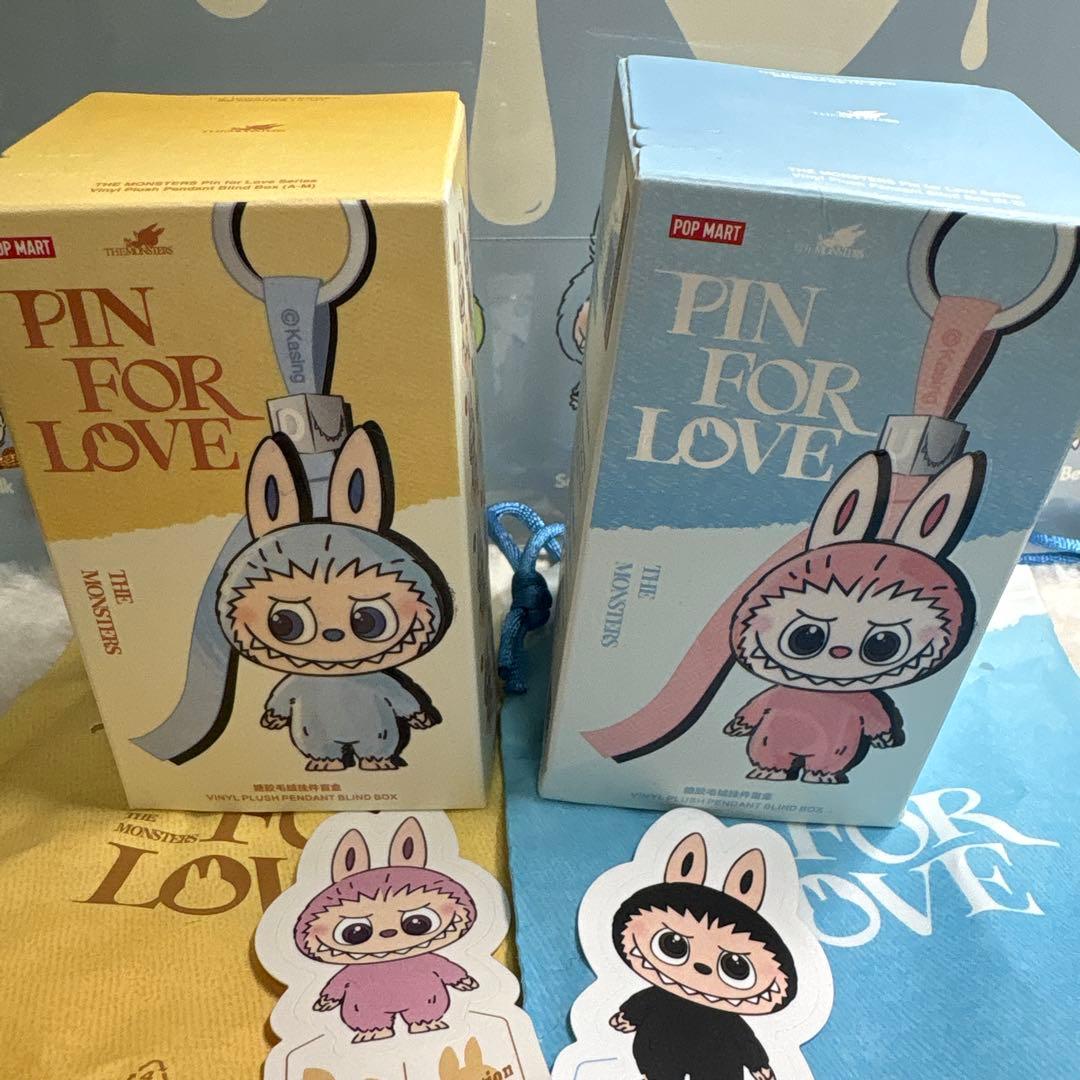 【Ｒ/Ｍ正規品】POPMART ラブブ PIN FOR LOVE イニシャル