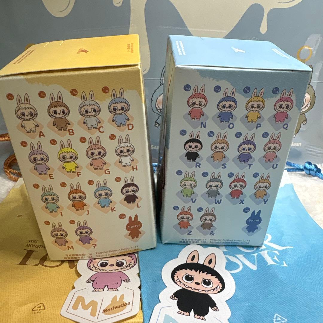 【Ｒ/Ｍ正規品】POPMART ラブブ PIN FOR LOVE イニシャル