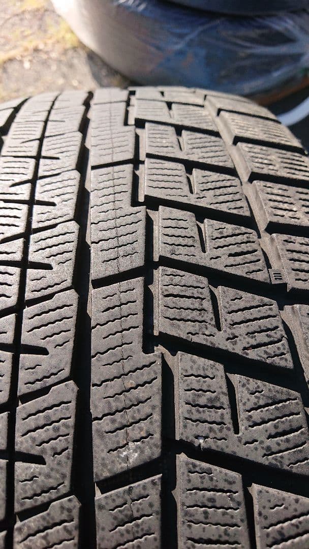 スタッドレスアイスガード4本セット(215／55R18)2018年製