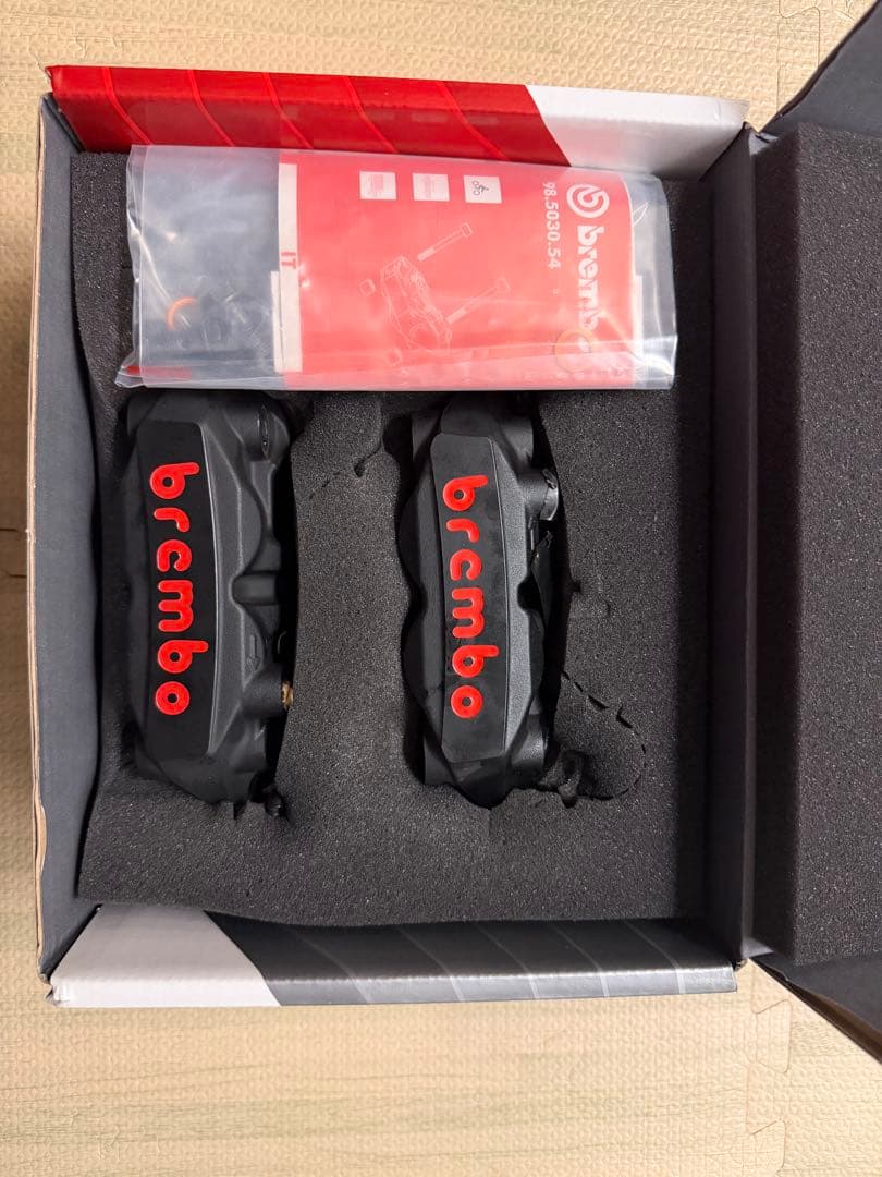 brembo ブレーキキャリパー 108㎜