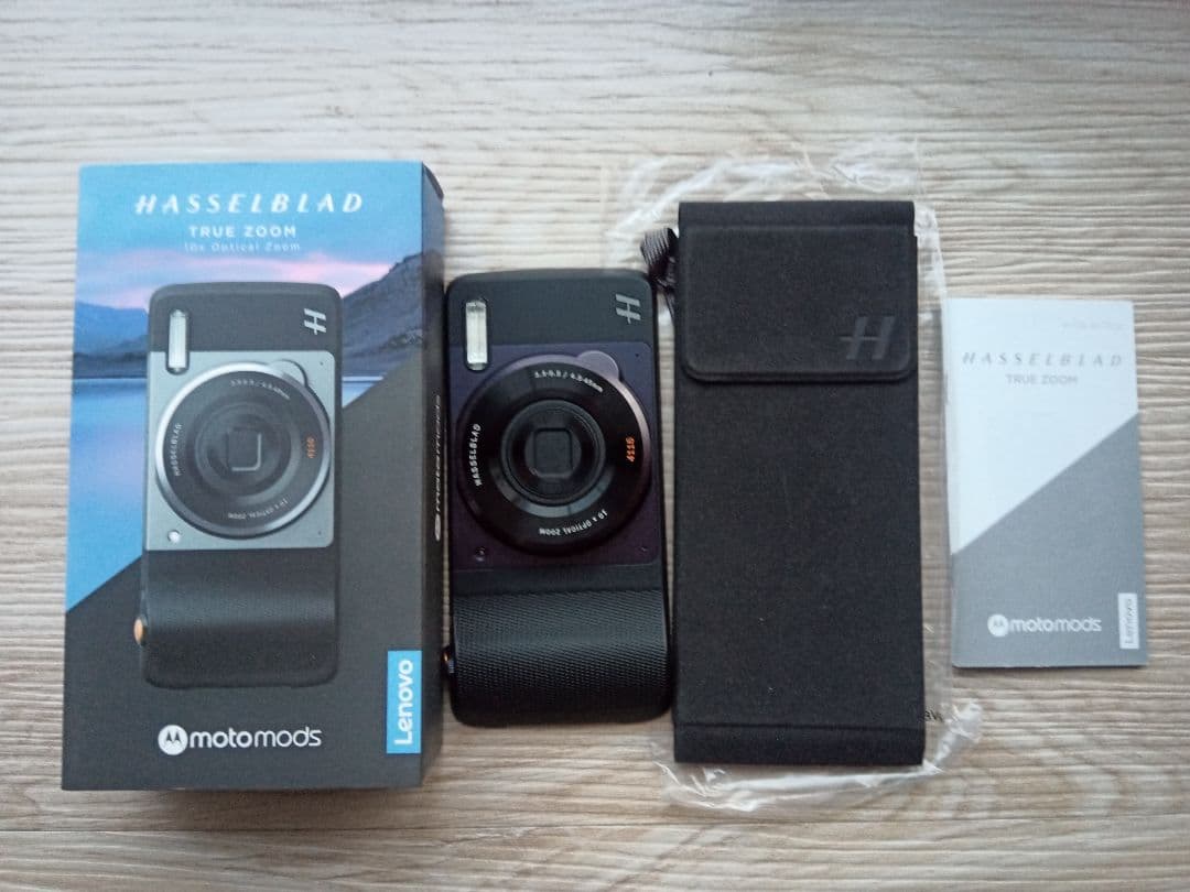 y*a様 moto mods ハッセルブラッド トゥルーズームカメラ