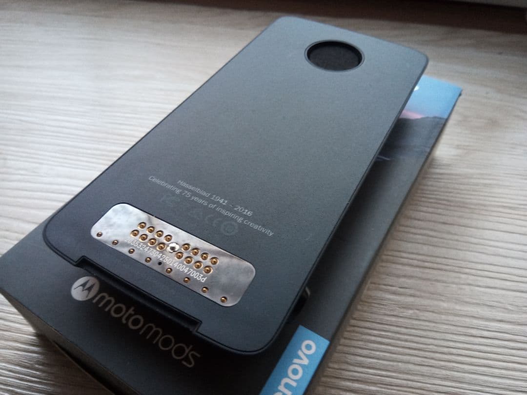 y*a様 moto mods ハッセルブラッド トゥルーズームカメラ