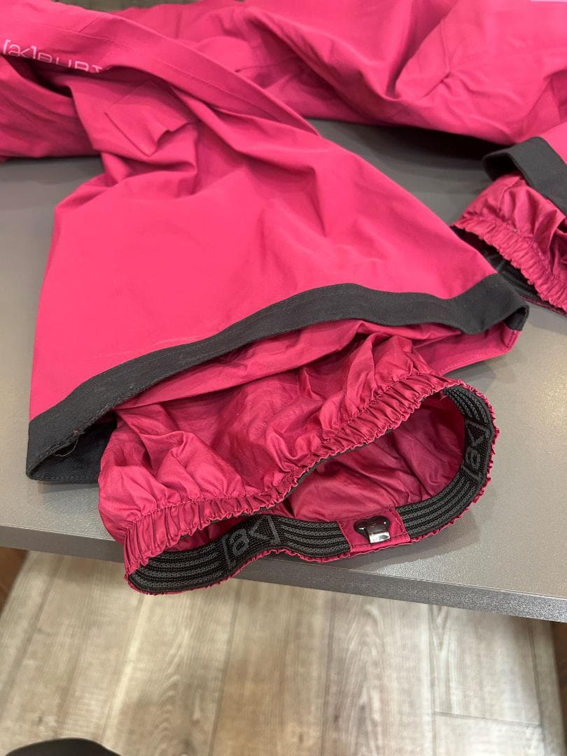 【説明文必読】BURTON ak スノーボードパンツ GORE-TEX 中古品