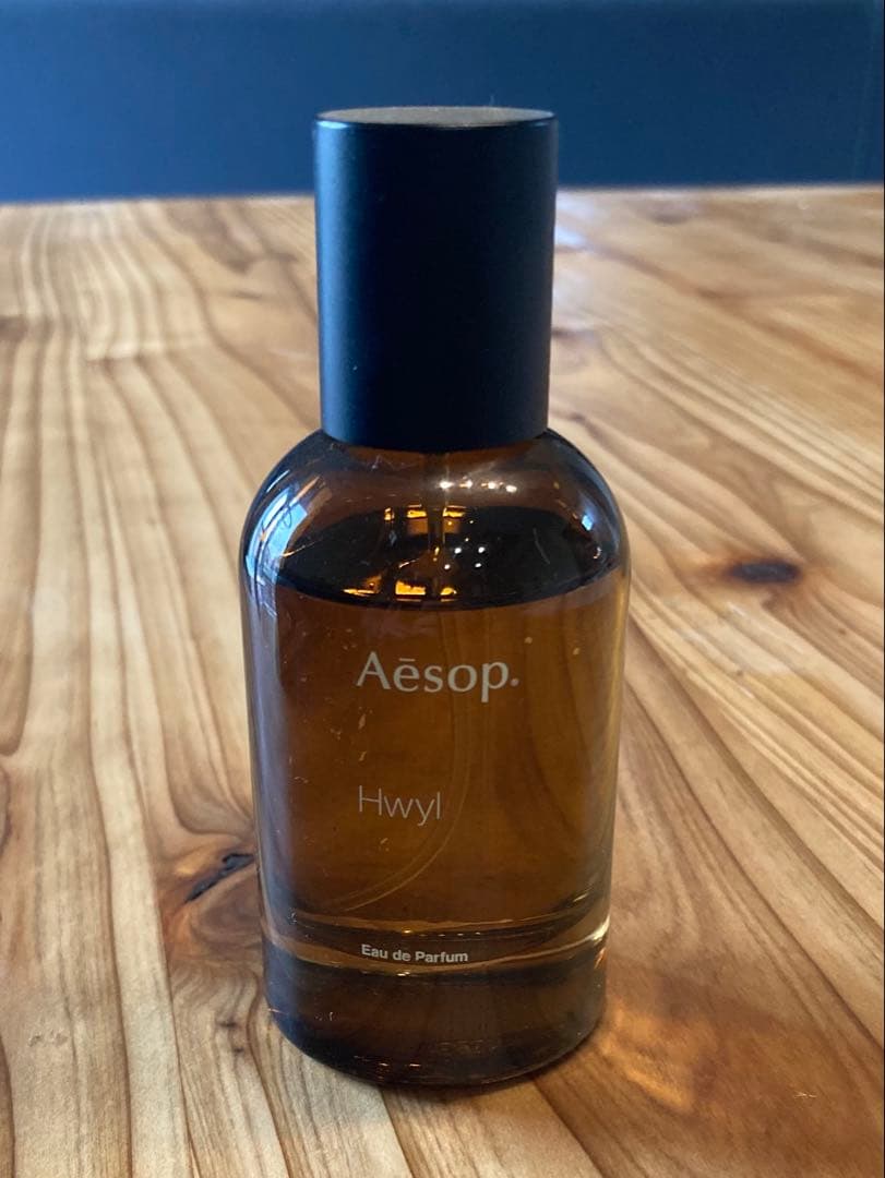 Aesop イソップ　香水　ヒュイル Hwyl オードパルファム 50ml