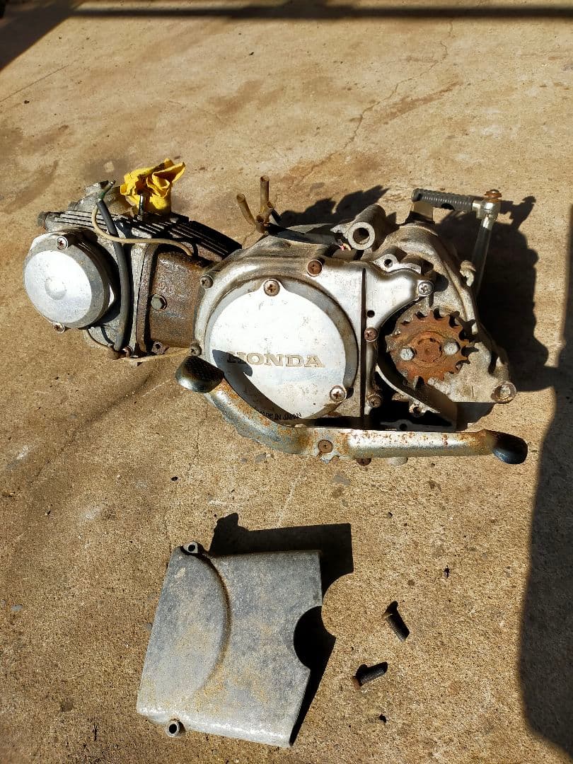 HONDA行灯カブ90エンジン