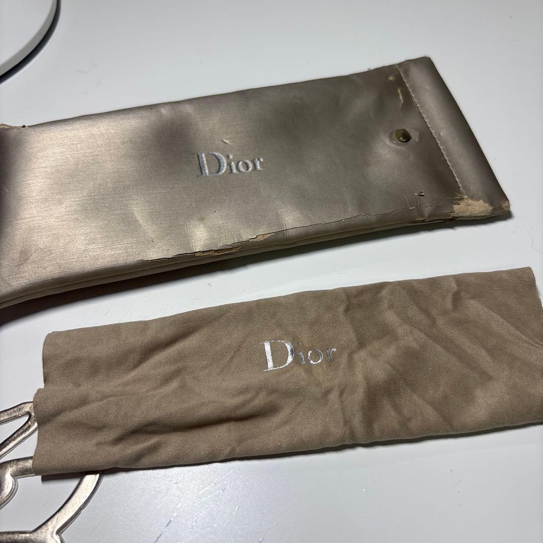 Dior ダークブルー キャットアイサングラス
