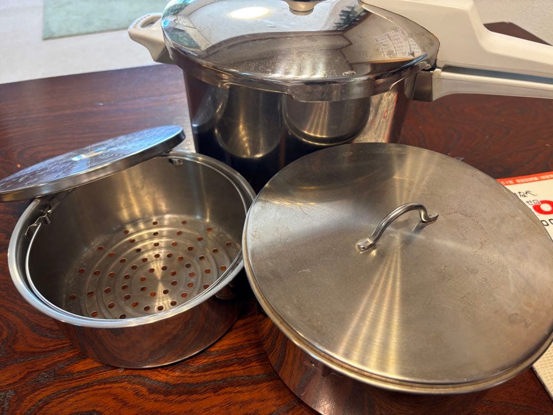 アサヒ軽金属活力鍋正規品　5.5リットル　ステンレス圧力鍋 大容量 蒸し器付き