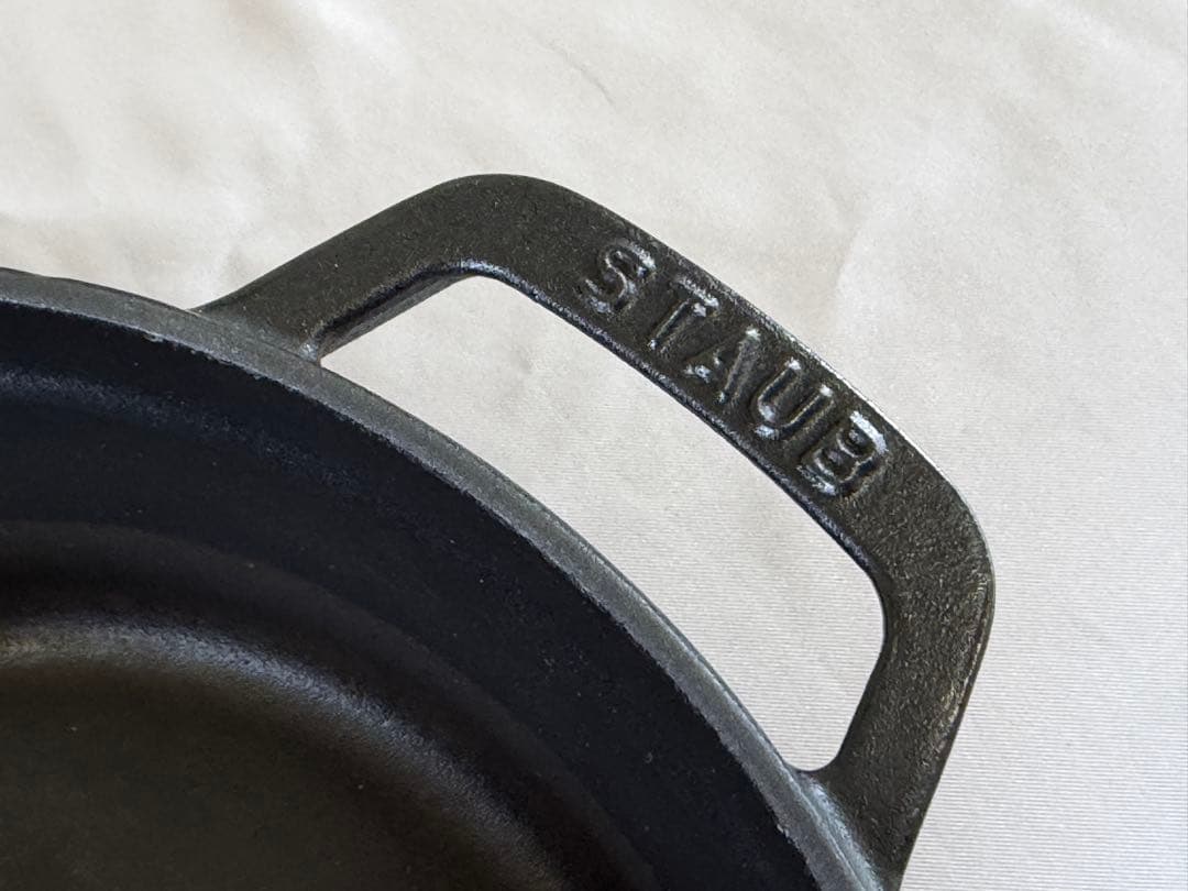 ストウブ Staub ピコ・ココット ラウンド 24cm　公式ストア購入