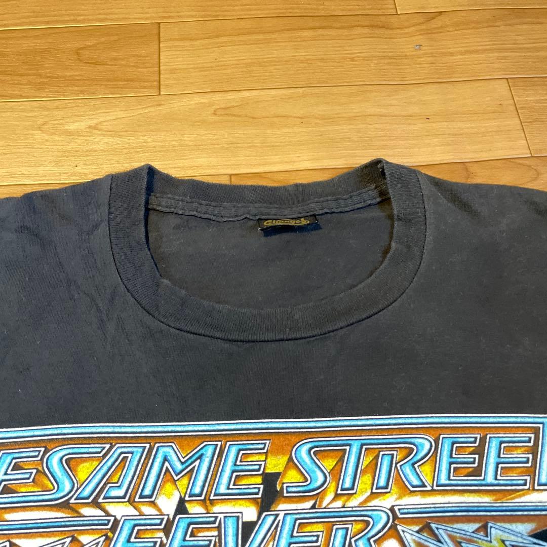90s セサミストリート サタデーナイトフィーバー　チェンジズタグ　Tシャツ