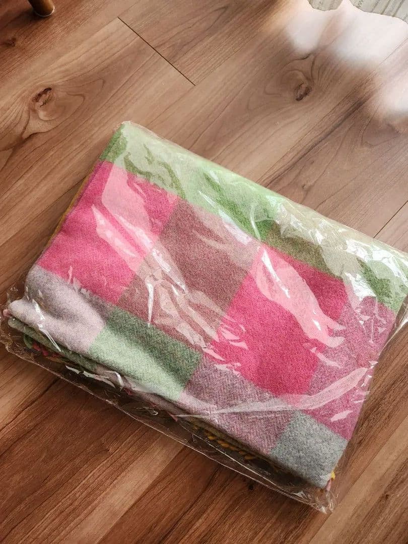 新品未使用　AVOCA　膝掛け　ブランケット　ストール　ショール