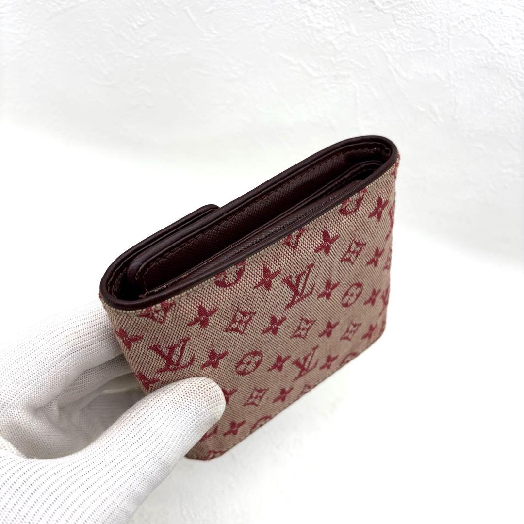 ヴィトン 三つ折り財布 モノグラムミニ ポルトモネビエカルトクレディ