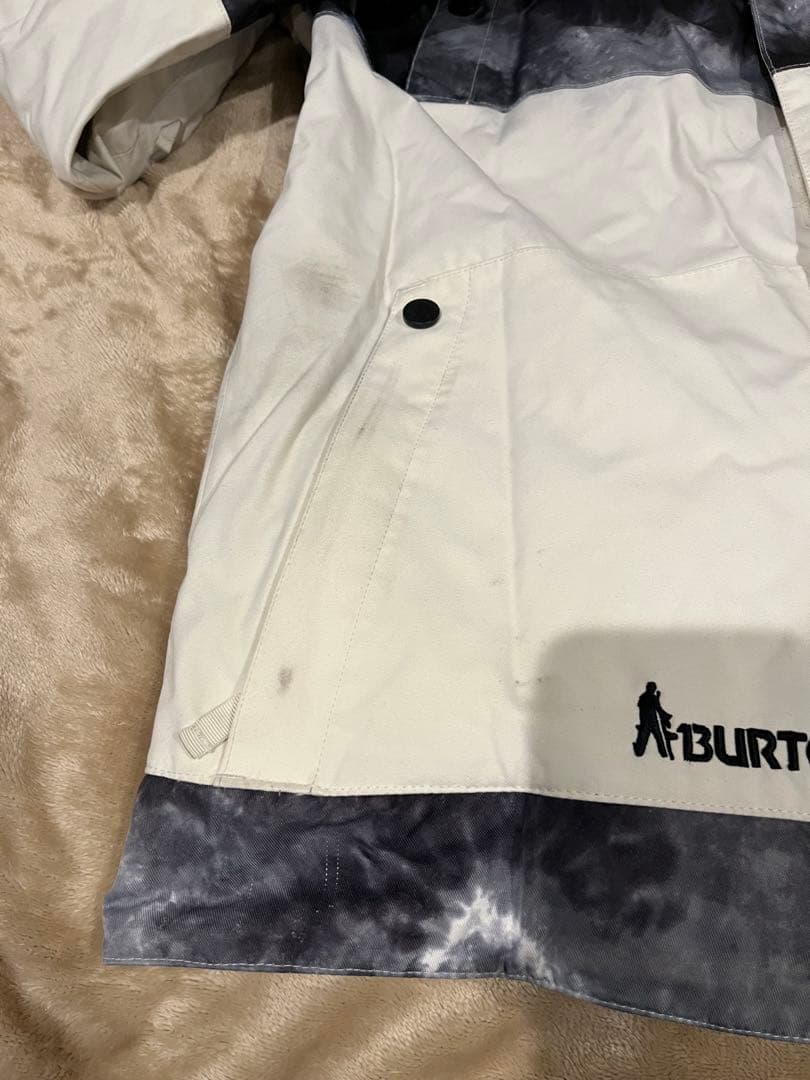 【らる】BURTON スノボウェア Mサイズ