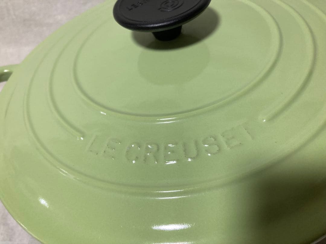 美品　ル・クルーゼ　ココットロンド　24㎝　ライトグリーン
