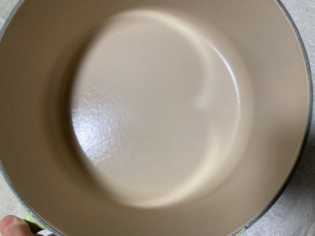 美品　ル・クルーゼ　ココットロンド　24㎝　ライトグリーン