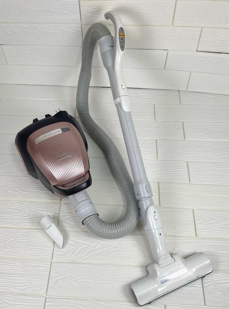 Panasonic　MC-PK17A P　紙パック式 掃除機　2017年製