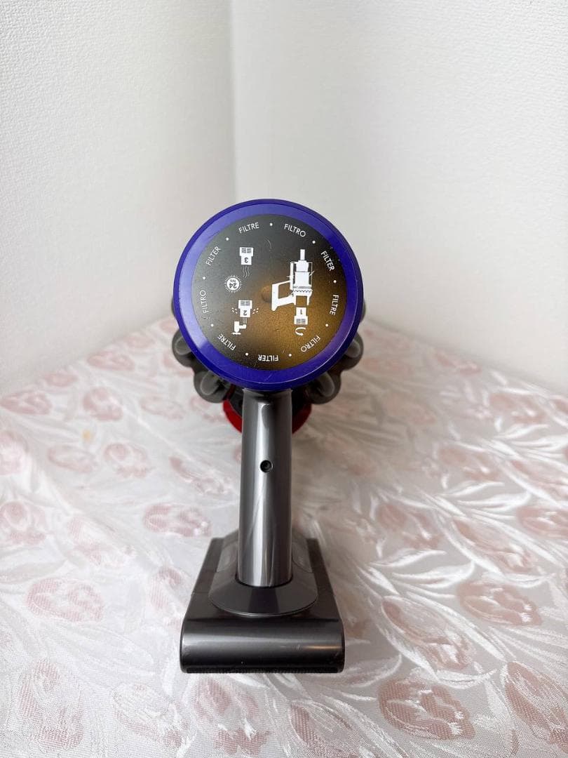 【分解洗浄済】267-ダイソン dyson v10 sv12 掃除機 作動品