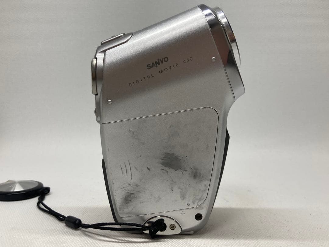 概ね美品　SANYO　Xacti　DMX-C40型　ビデオカメラ　a01c329