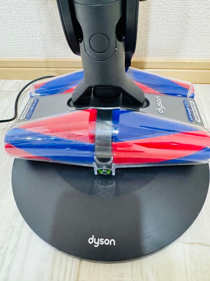 Dyson Pencilvac Fluffycones ダイソン SV50FC