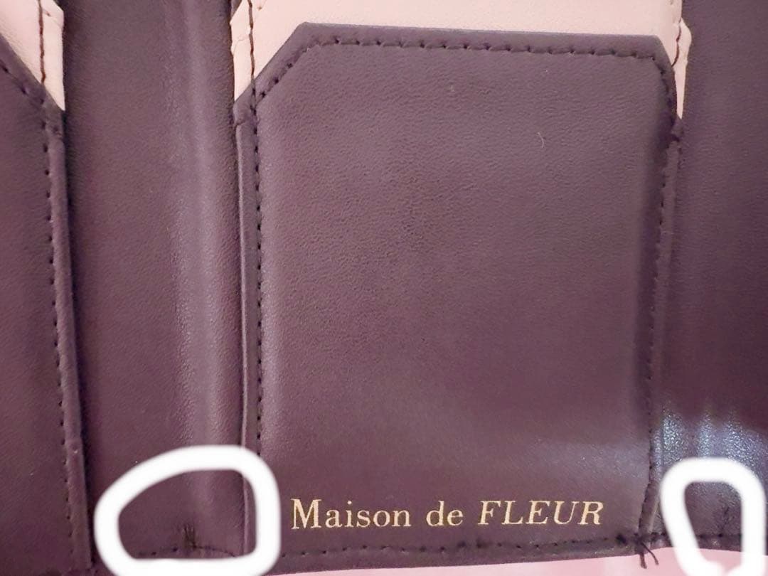 Maison de FLEUR ベルトリボンミニウォレット 黒 財布