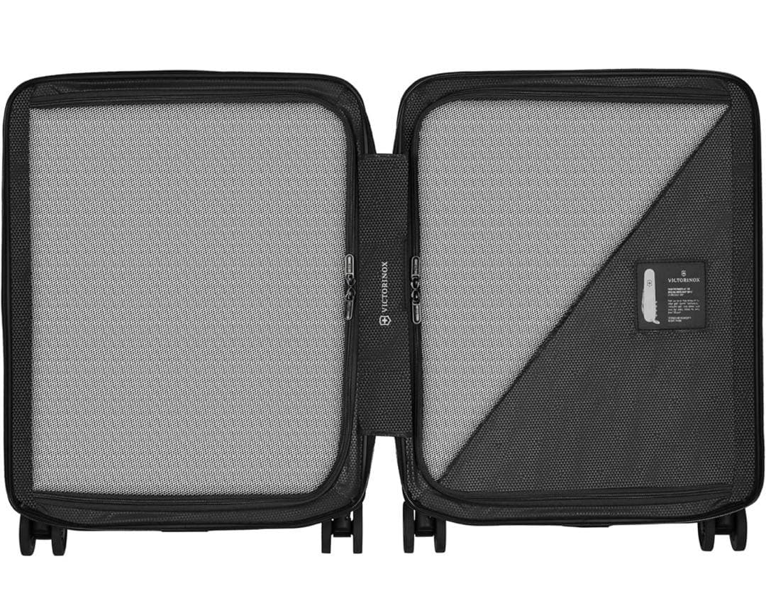 【黒柴さん専用】Victorinox キャリーケース機内持ち込み保証書