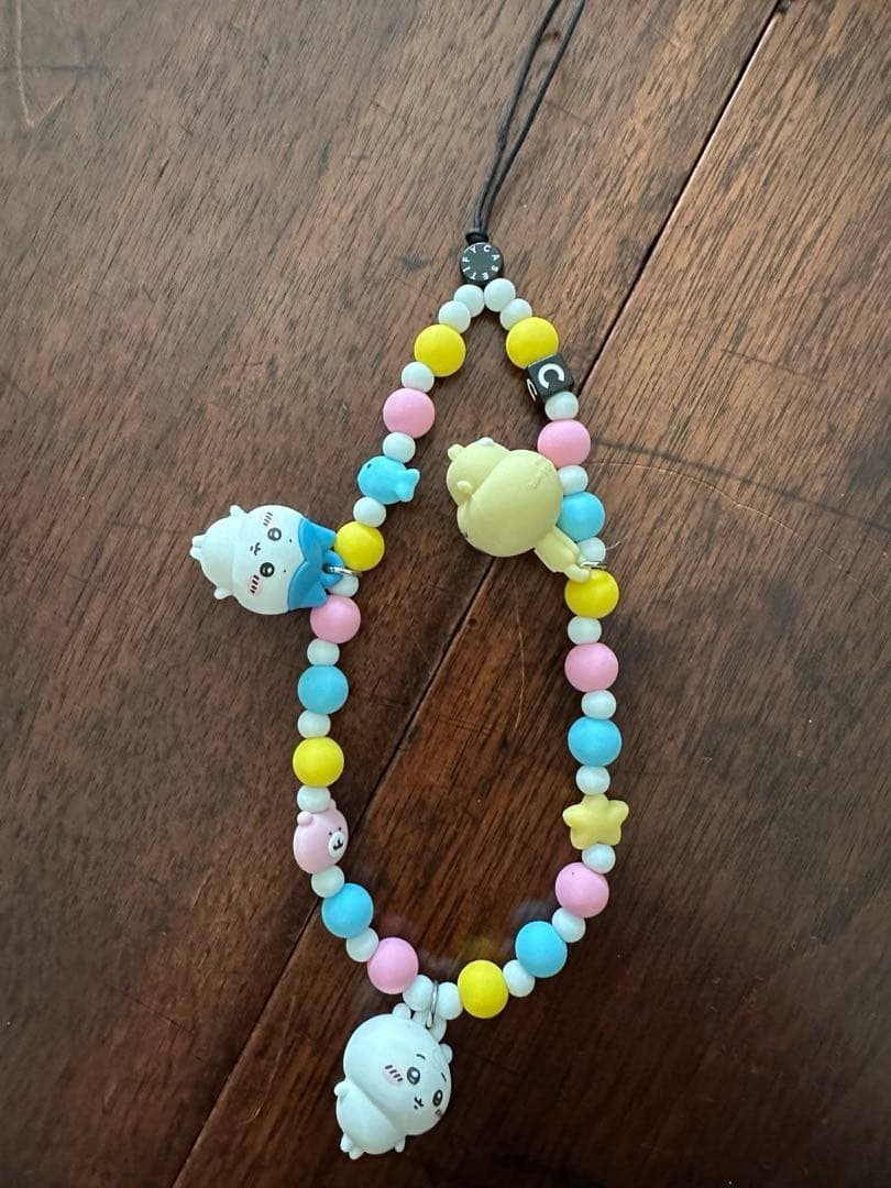 CASETiFY × ちいかわ コラボ ビーズ チャーム ストラップ