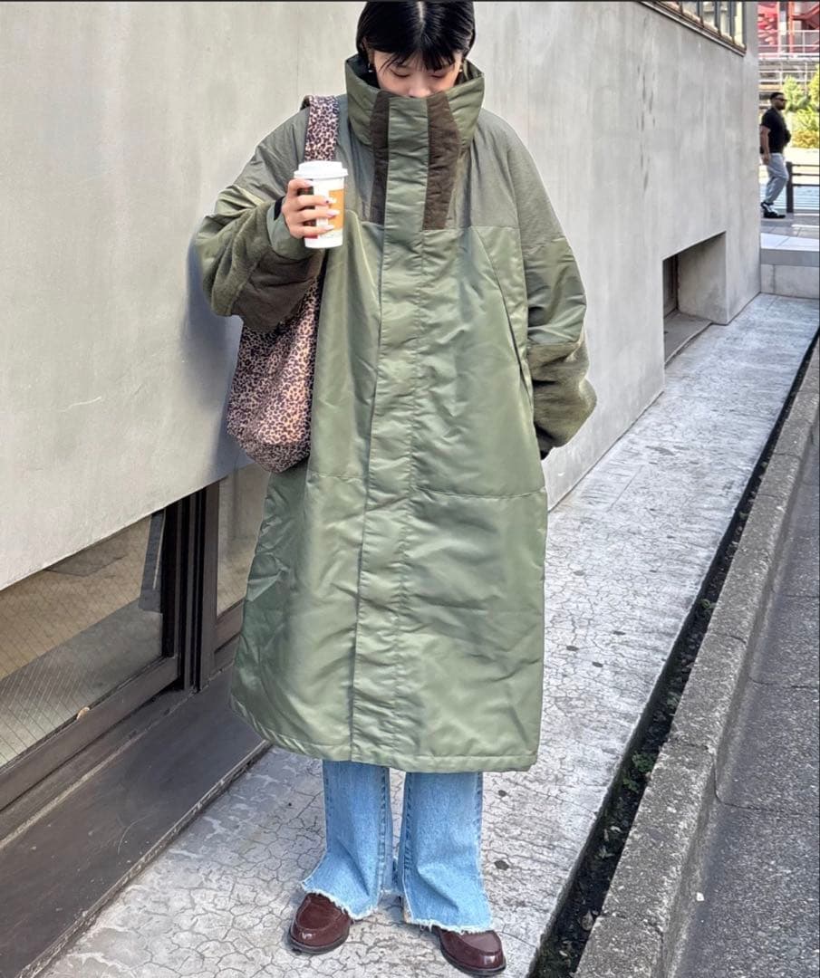 etsintaモンスター中綿オーバーコート