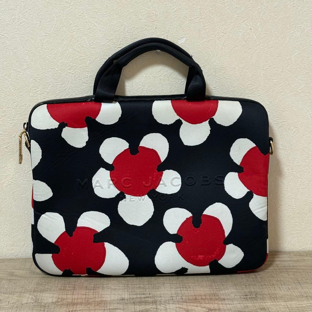 美品 MARC JACOBS フラワーデザイン PCバッグ A4